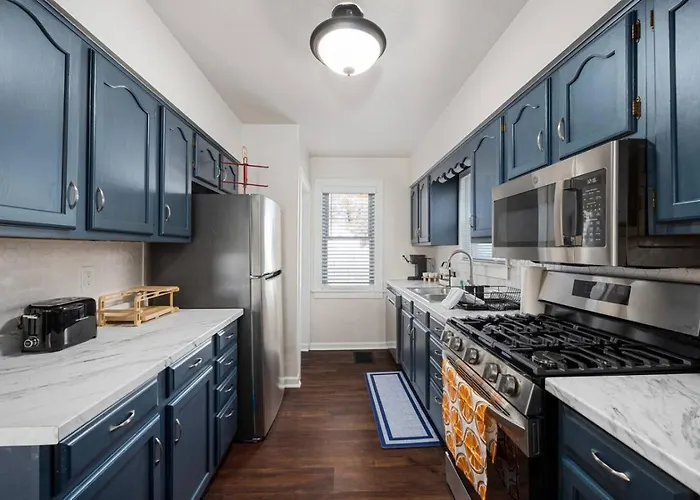Blue Haven - Spacious 2bd In The Heights *