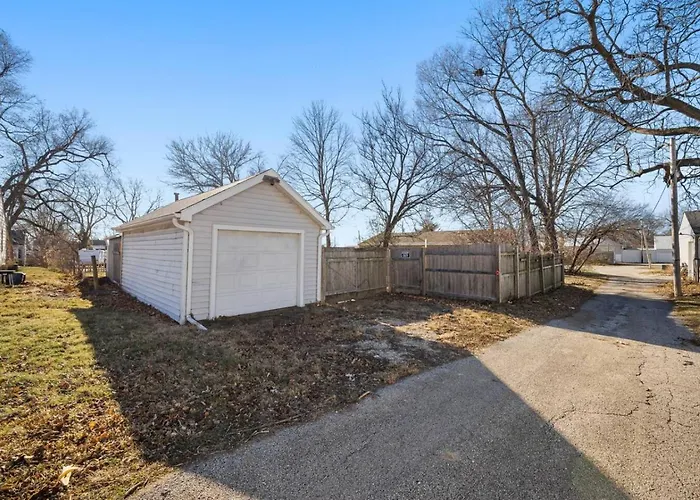 Holiday home Blue Haven - Spacious 2bd In The Heights Peoria Heights